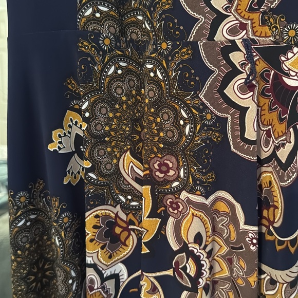 Eliza J a-line dress - Picture 4 of 4